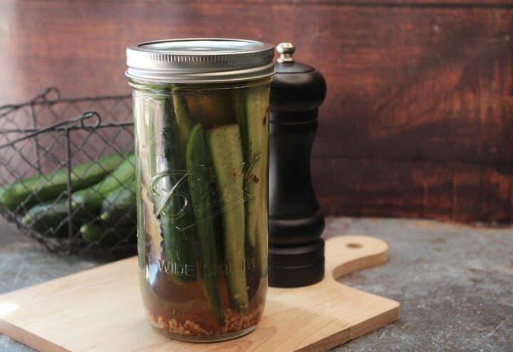 Easy Garlic Dill Pickle Canning Recipe