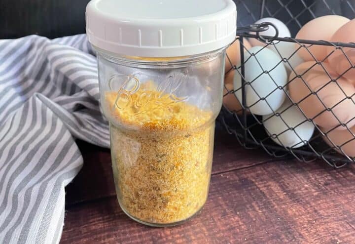 Homemade powdered egg in mason jar
