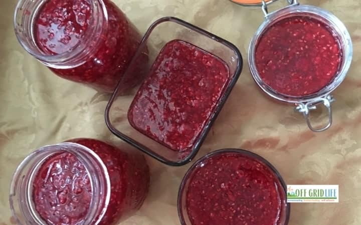 How to Make No-Cook Jam text overlay on collage of jam images