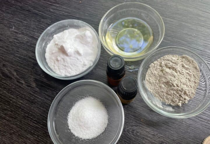 Ingredients for homemade toothpaste