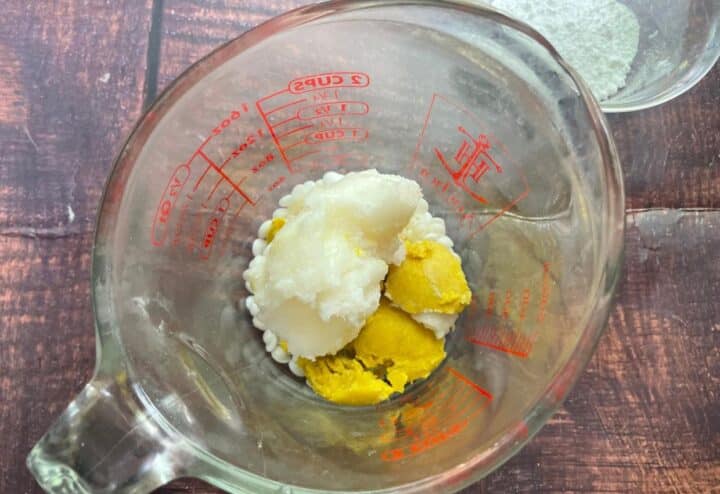 Making natural sunscreen