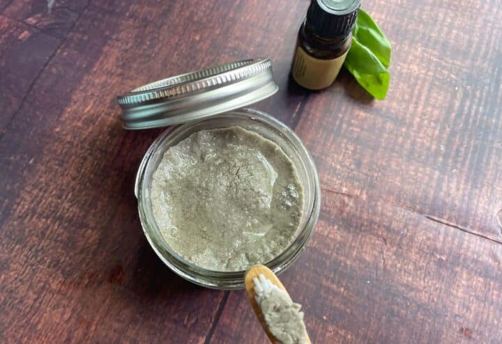 Natural homemade toothpaste.