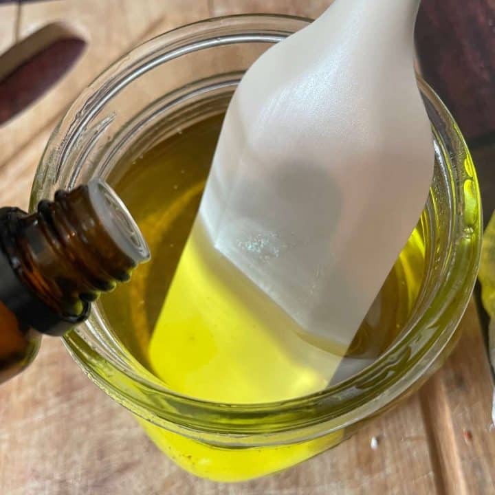 Making wood butter at home.